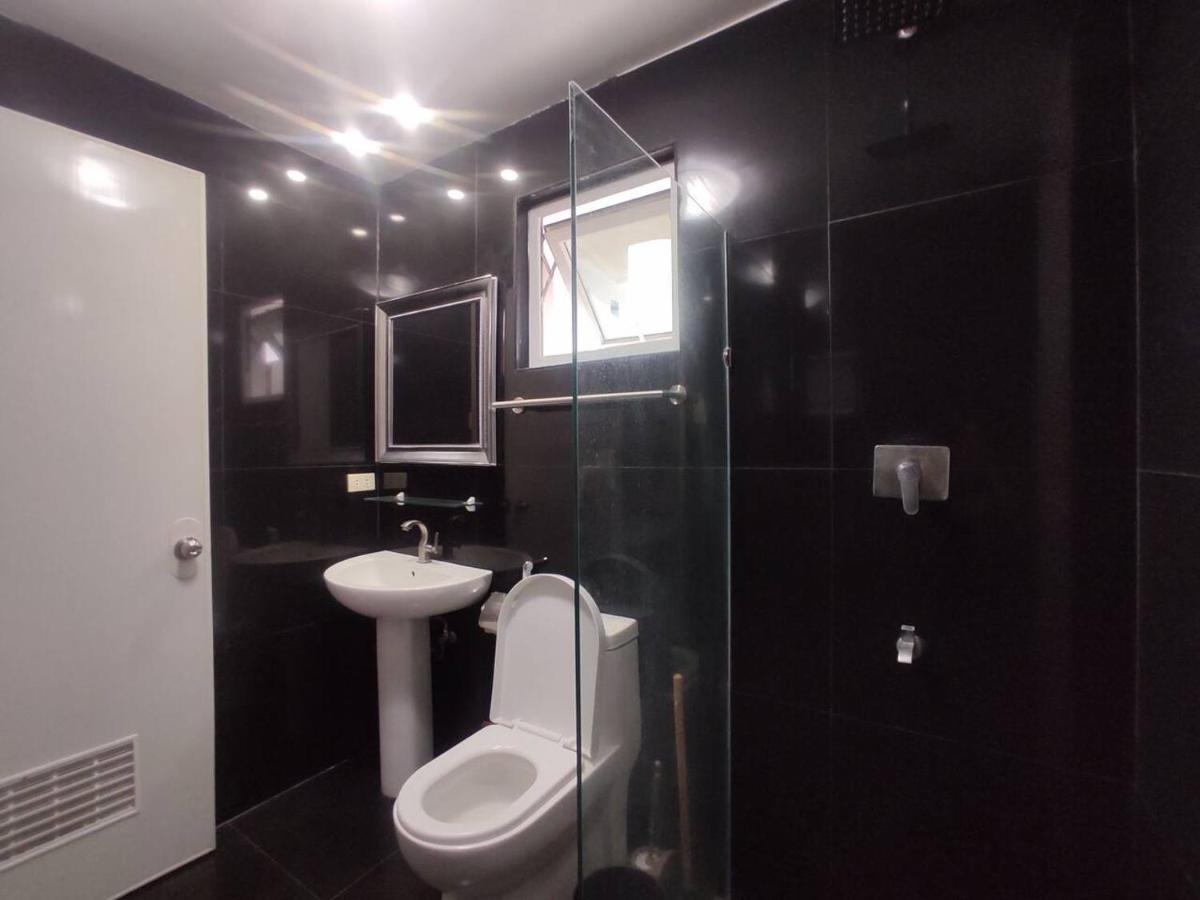 2Br Condo At Kandi Tower 2 Angeles Bagian luar foto