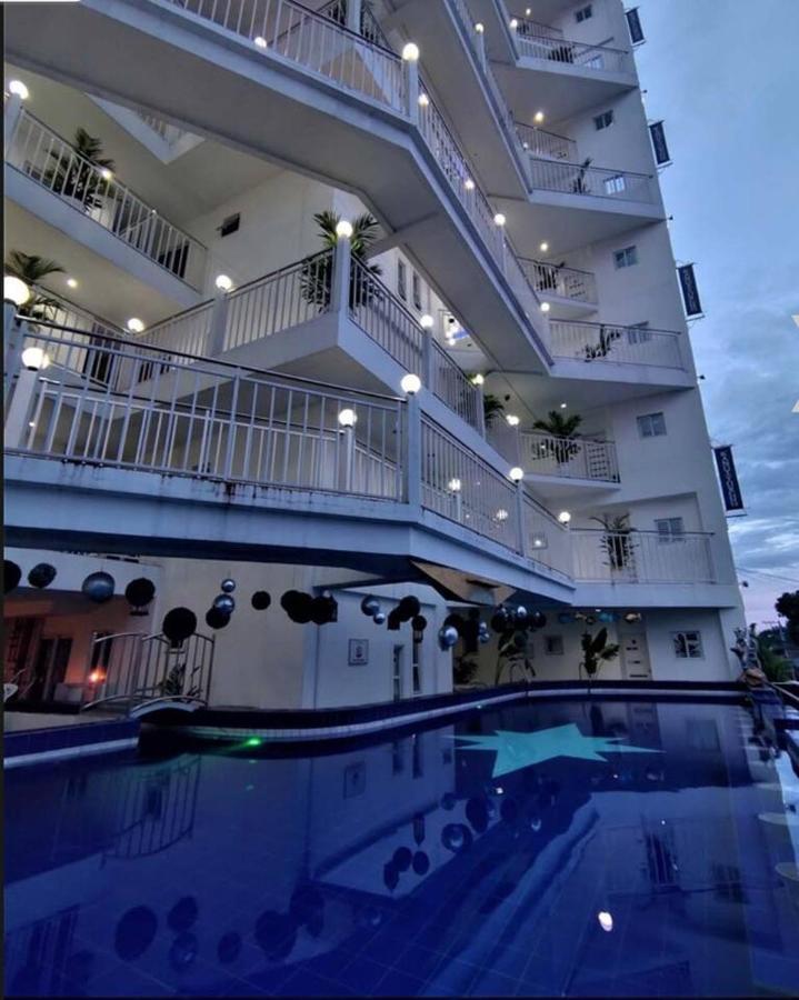 2Br Condo At Kandi Tower 2 Angeles Bagian luar foto