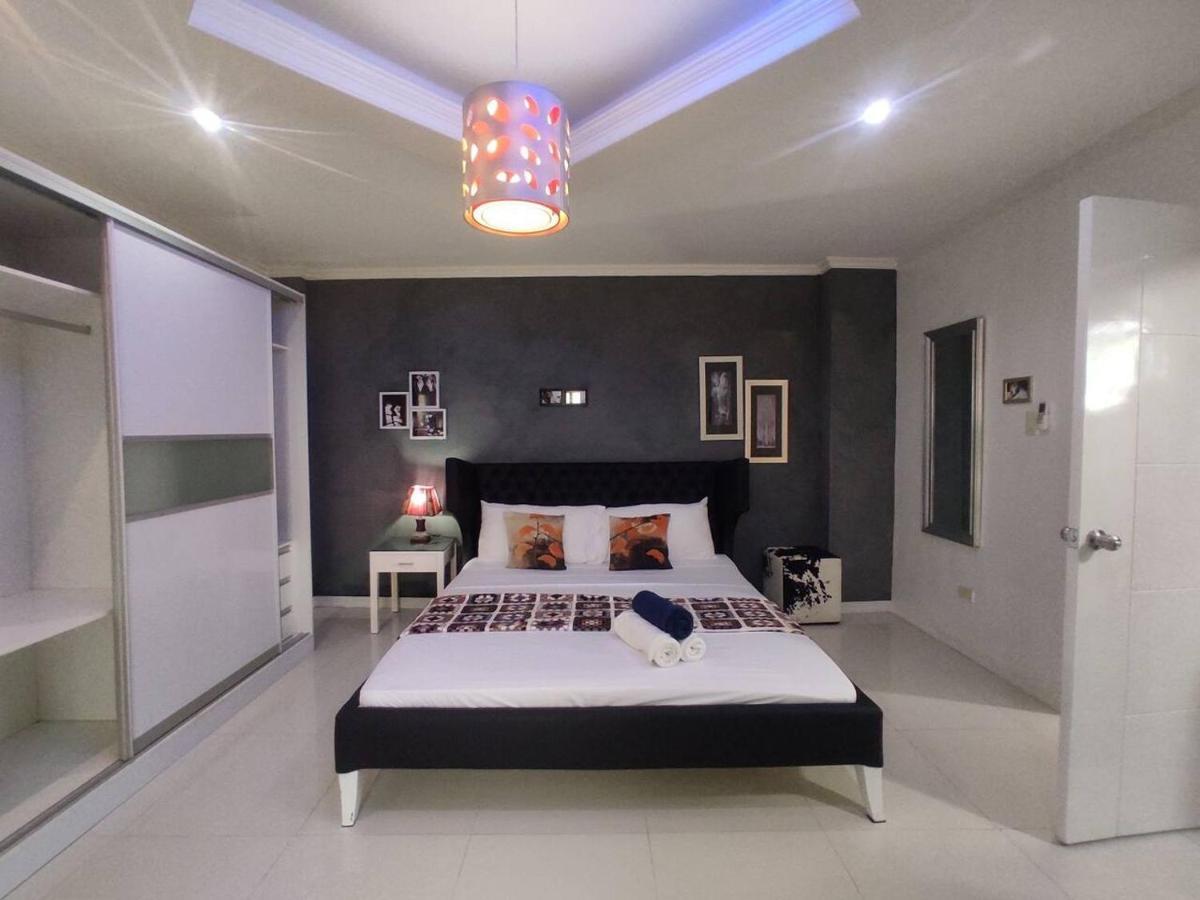 2Br Condo At Kandi Tower 2 Angeles Bagian luar foto